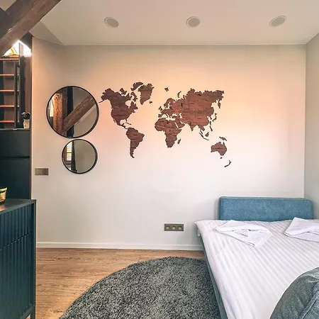 Tiny Gem Next To The Park Apartment