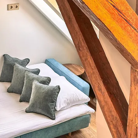 Apartment Tiny Gem Next To The Park