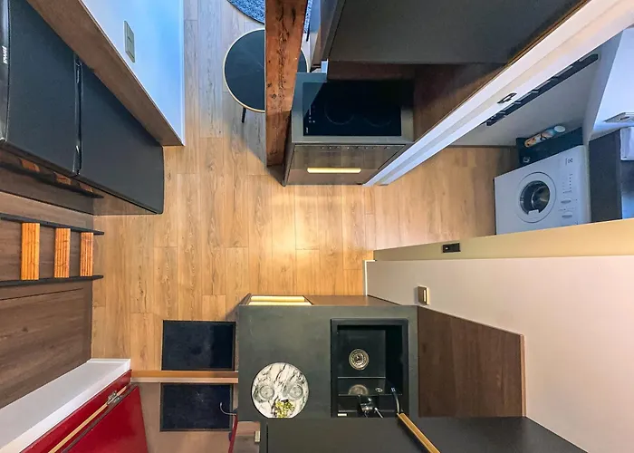 Daire Tiny Gem Next To The Park *