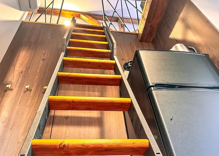 Tiny Gem Next To The Park Daire *